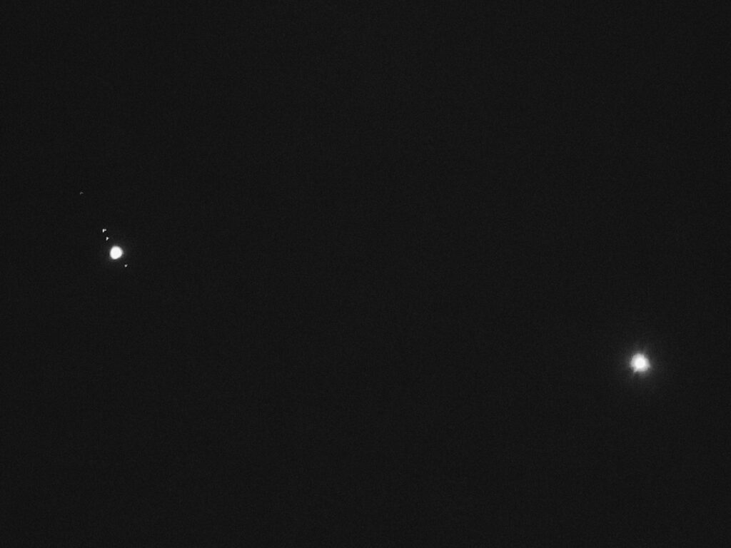 Astrofoto van de maand maart 2023 – “Samenstand van Jupiter en Venus” door Peter van der Wijst